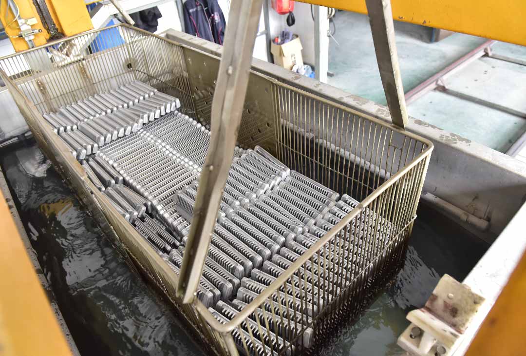 surface finishing of Alodine vs. anodizing 