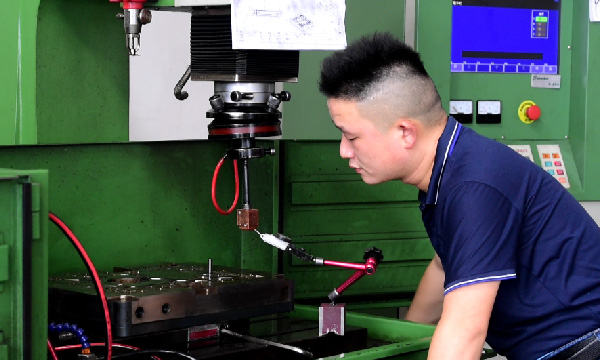 Mold-making-site